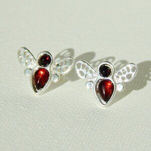 Natural Baltic Cherry Amber Tiny Bee Stud Earrings in 925 Sterling Silver